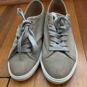 Frye Mindy leather low top sneaker size 7